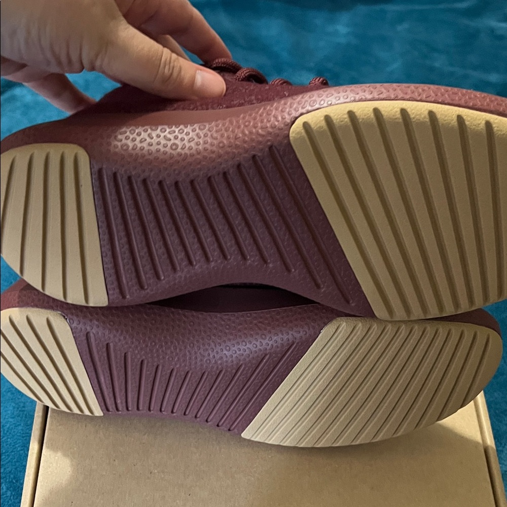 Brand New Allbirds Wool Runner-Up Mizzle in Botanic Red - Picture 8 of 9